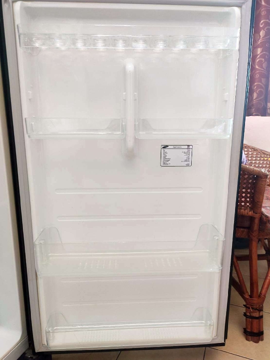 ขายตู้เย็น Samsung 2 ประตู รุ่น RT45USGL1 12.8 คิว สภาพสวยใช้งานได้ปกติ