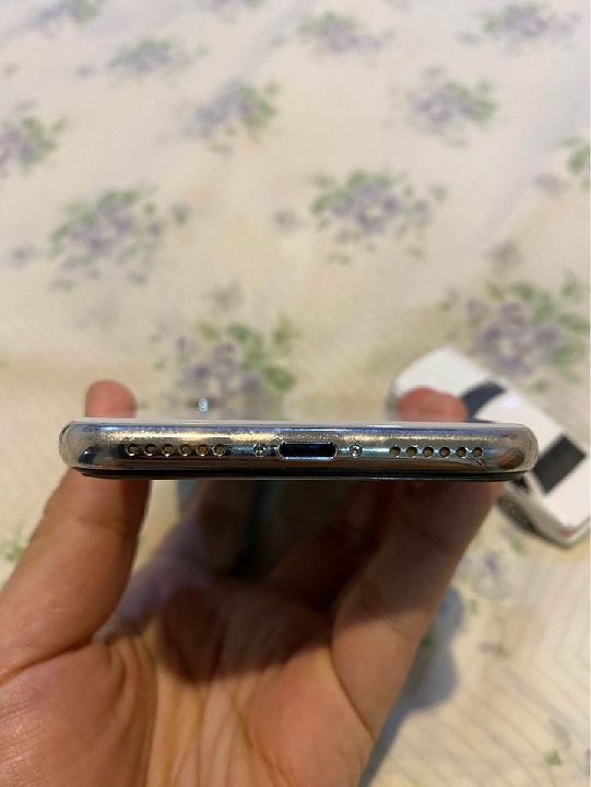 IPhone X (256G) เครืองแท้ศูนย์ไทย สแกนหน้าได้ จอดำมุมขวา ไม่มีผลต่อการใช้งาน