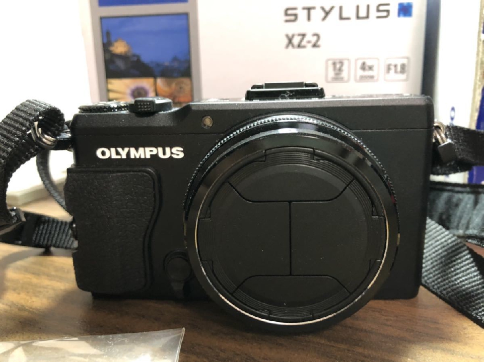 กล้องดิจิตอล Olympus OLYMPUS XZ2 และ Housing Set