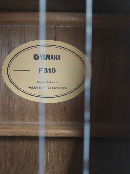 กีต้าร์ YAMAHA F310ขายคู่ตัวเล็ก