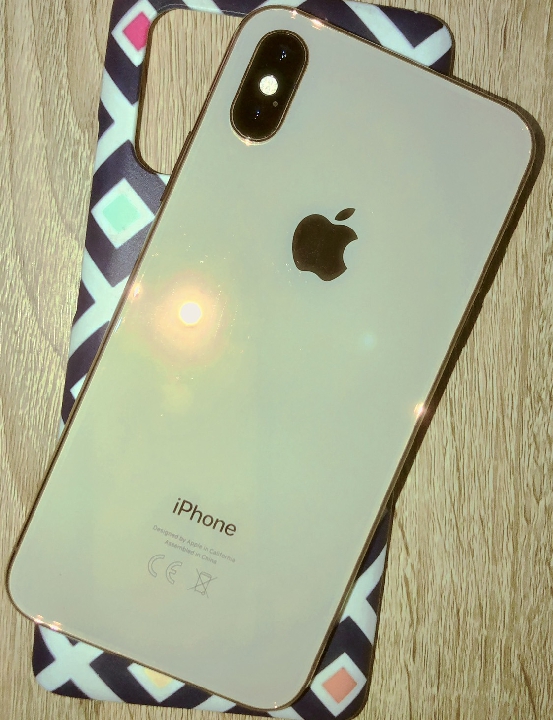 Apple iPhoneXS Gold เครื่องไทยสภาพสวย พร้อมใช้งาน iosยังไปต่อได้ หายากแล้ว ขายราคาไม่แพง