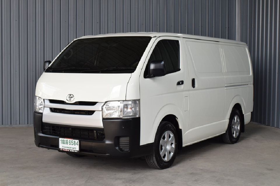 Toyota Hiace 3.0 ตัวเตี้ย ปี 2016