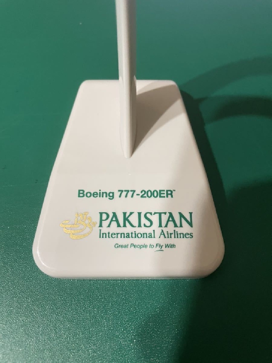 โมเดลเครื่องบิน PAKISTAN INTERNATIONAL AIRLINES PIA Boeing 777