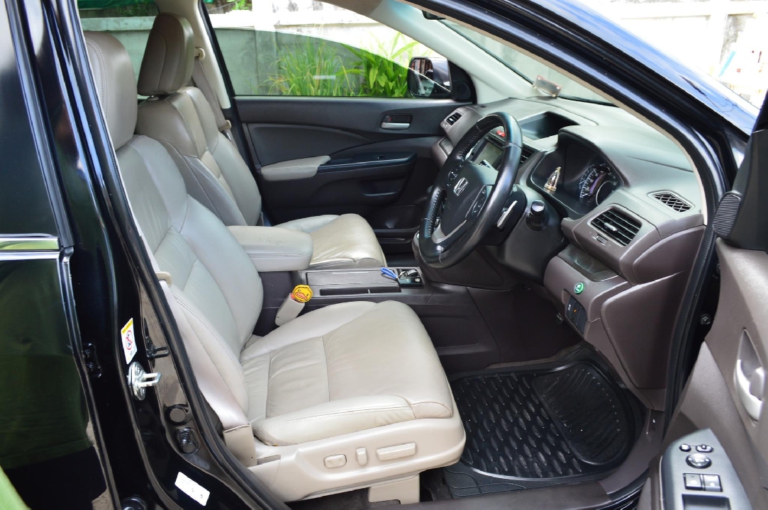 Honda CRV 2.4EL 4WD ฟรีดาว์ รถบ้านรถคุณพ่อใช้รักษาอย่างดดี