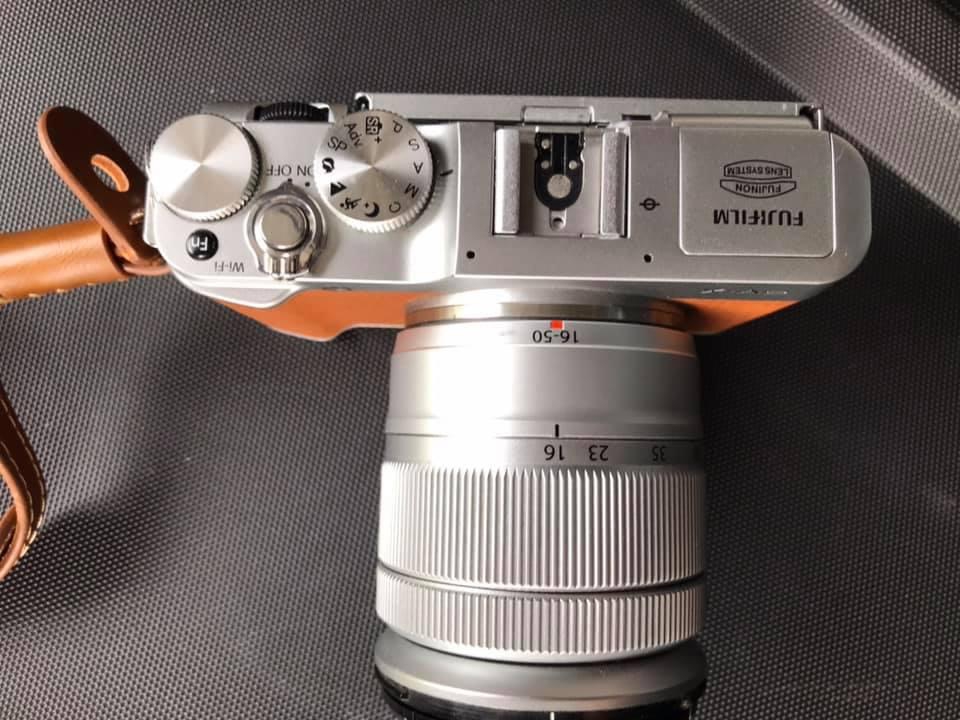ขายกล้อง fuji x-a2 พร้อมเลนส์ 18-50 mm
