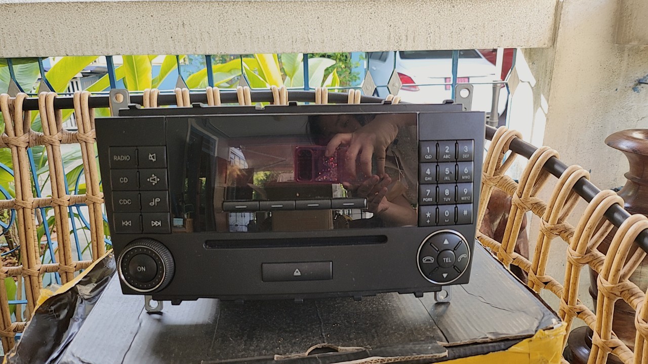พร้อมส่งจ่ายผ่านบัตรเครดิตได้คะ  Benz วิทยุรถ CD Benz W203 แท้มือสอง ถอดจากรถเราเอง สภาพสวย (เบนซ์ตาถั่ว)