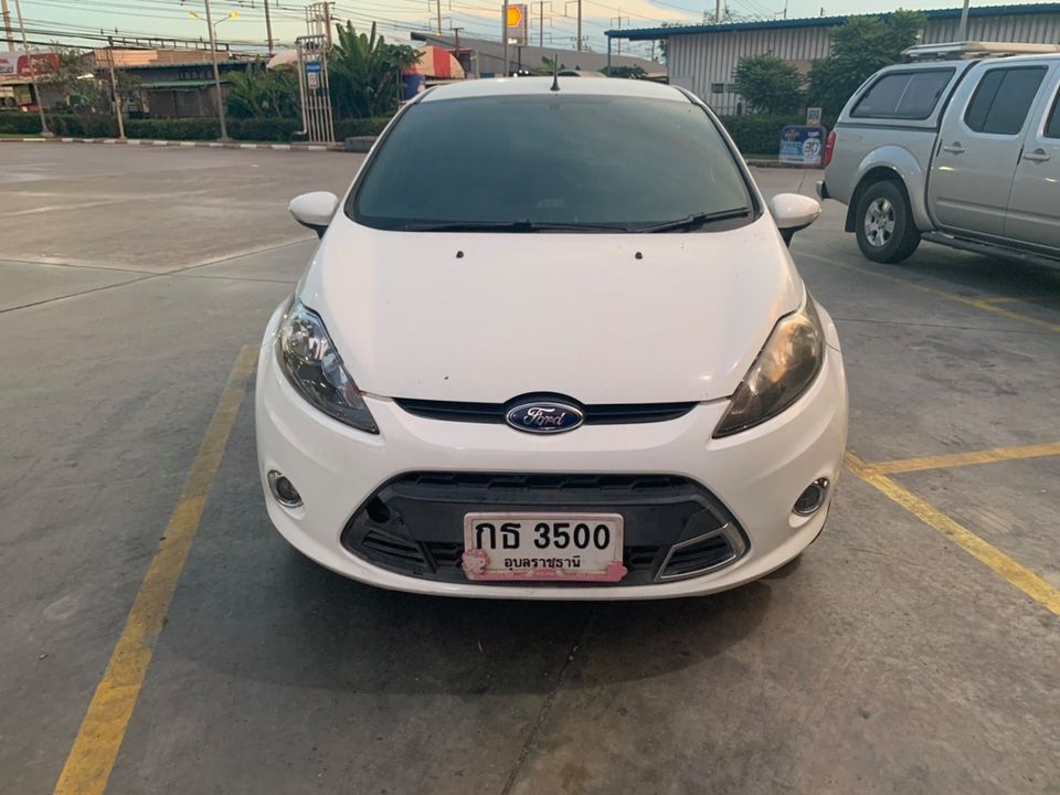 ford fiesta 1.6 s ปี 2011