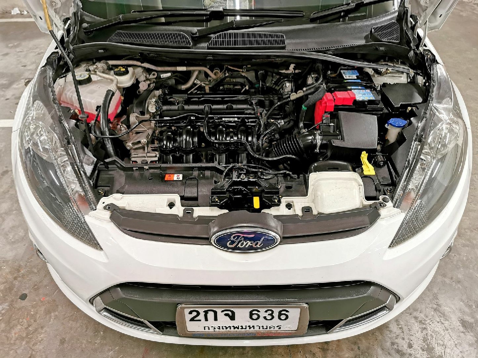 Ford  Fiesta ปี 2011