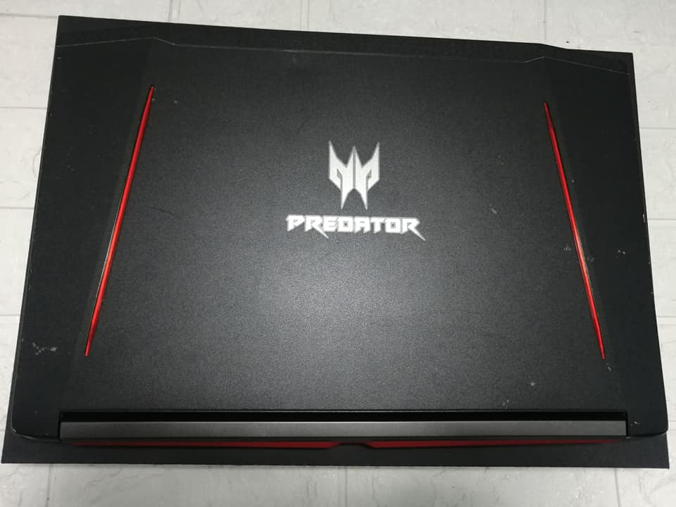 Acer Predator Helios300