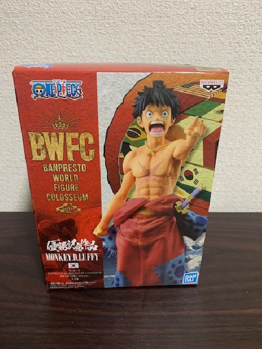 ฟิกเกอร์  One Piece  5 กล่อง