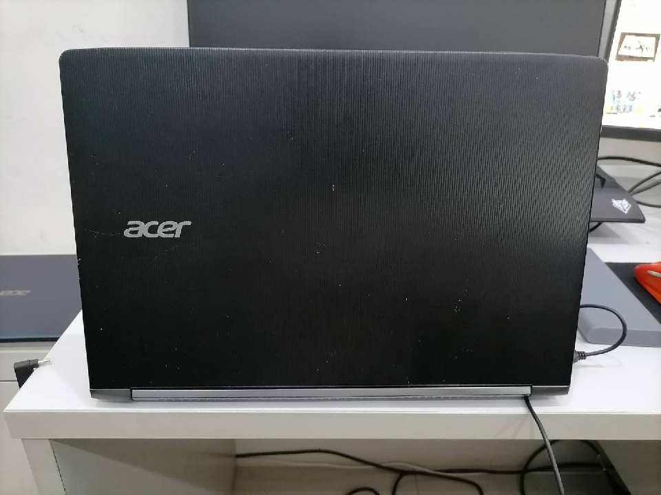 Acer SF514-51 series japan บางเบา