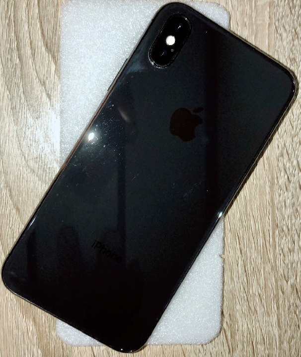 Apple iPhone X black เครื่องสวย กล้องชัด แบตจุเยอะ พร้อมใช้งาน ต่างจังหวัดสั่งผ่านแอฟShopee