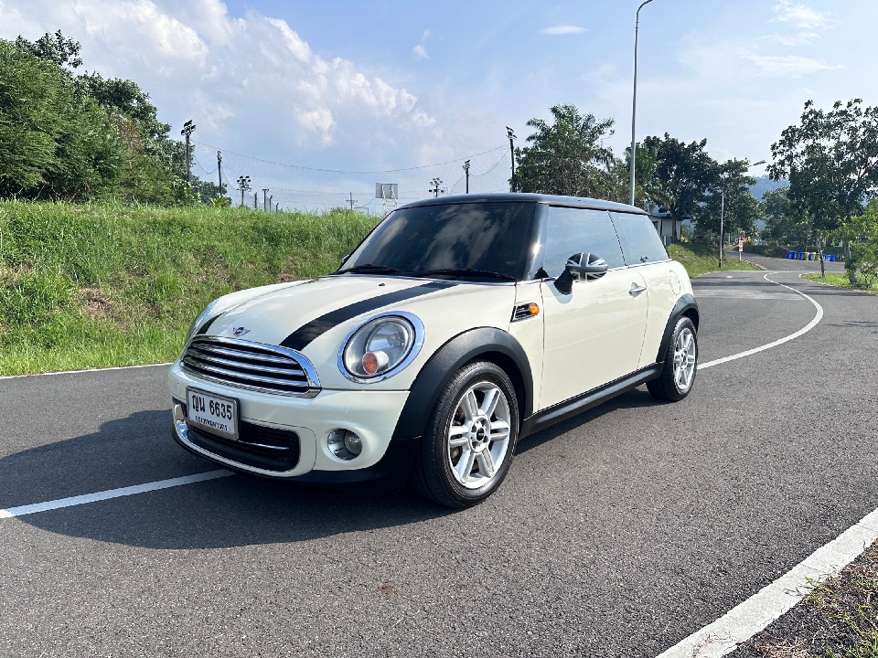 MINI COOPER Hatchback R56  1.6L AT 2013