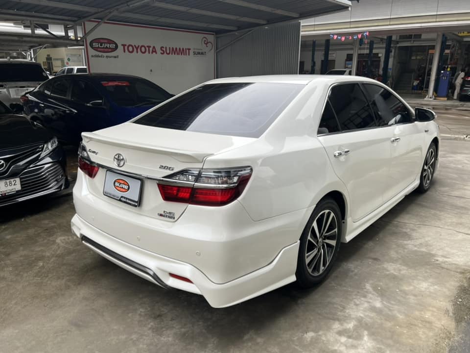 New Camry 2.0 G Extremo MNC