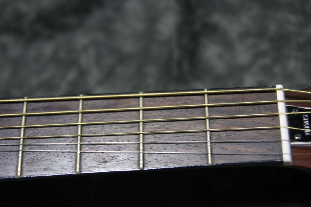 กีตาร์ Yamaha Red Label Top Single Plate Acoustic Guitar [FG-512SJ]