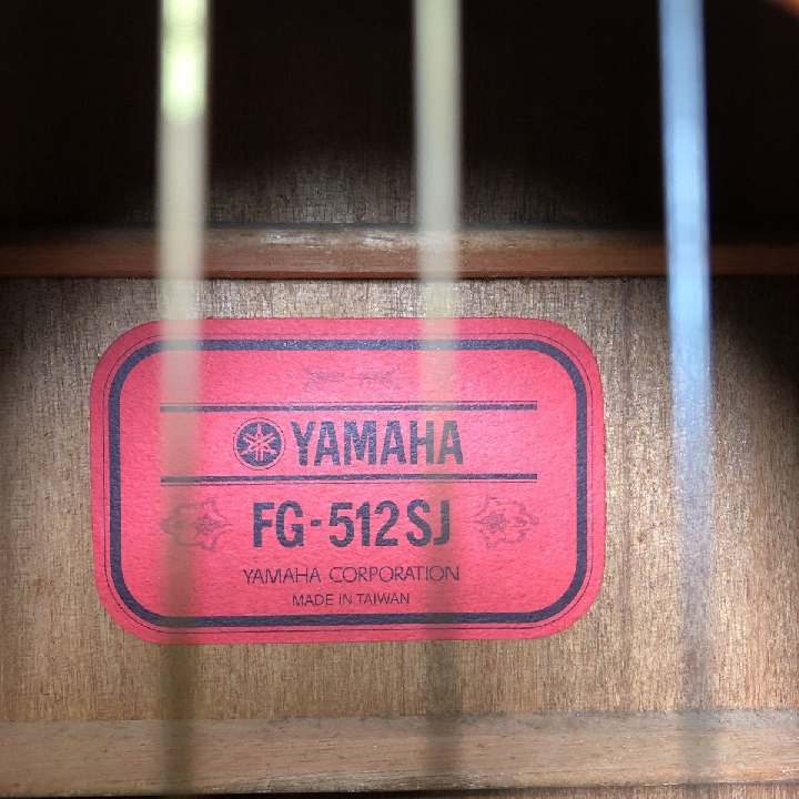 กีต้าร์ YAMAHA FG-512SJ