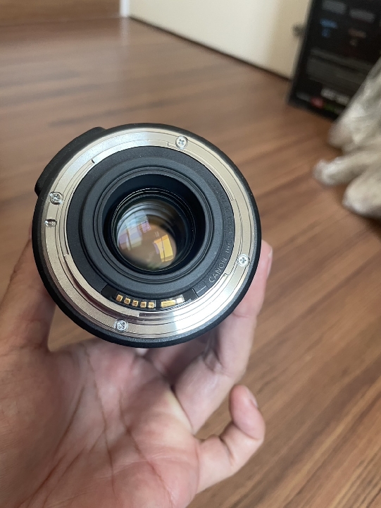 Canon EF-S 18-135mm IS
