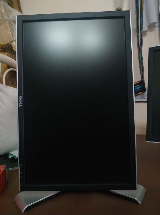 จอคอมDell UltraSharp 2208WFP LCD Monitor 22นิ้ว