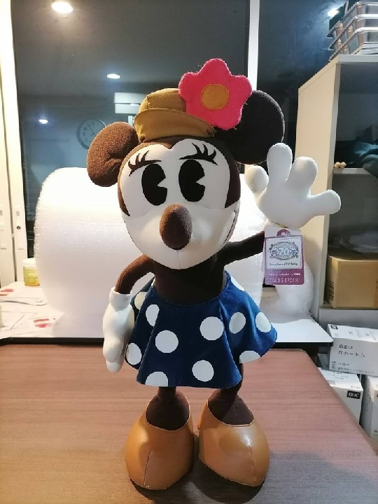 ตุ๊กตา Mickey Mouse ตัวใหญ่ 12x22 ลิขสิทธิ์แท้ Disney JAPAN