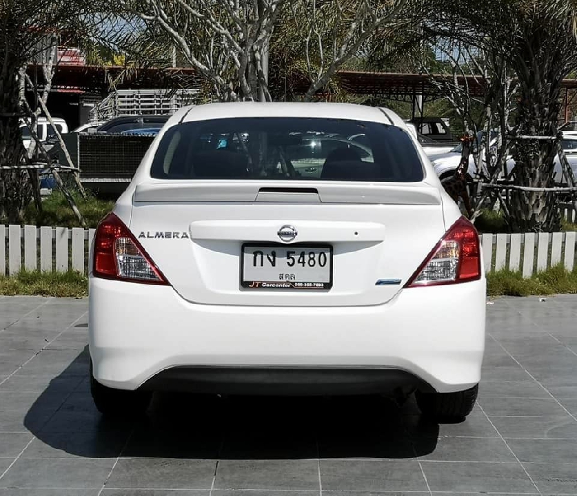 รถ Nissan รุ่น Almera รถ 2012