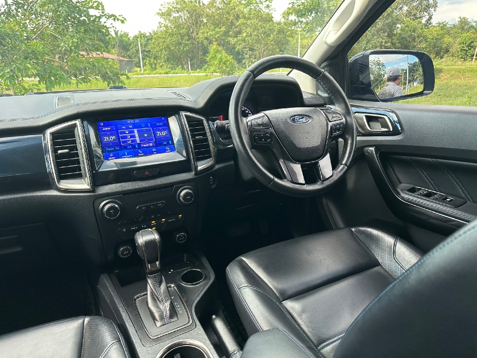 FORD EVEREST 2.0 TURBO SPORT AT 2020
