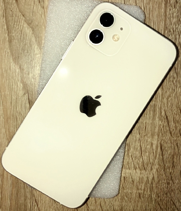 Apple iPhone12 white รองรับ5G แบตเยอะ สภาพใหม่ พร้อมใข้งาน ของหายาก ผ่อนผ่านshopee ไม่ต้องดาวน์
