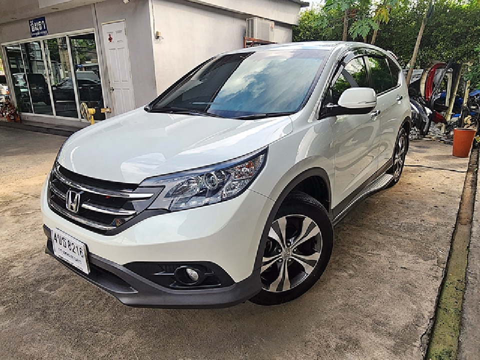 CR-V 2.4 EL ขับ 2 ปี2013จด14 ออกรถเดือน6 ปี14 สีขาวมุก วิ่ง184723 เช็ค0ตลอด น็อตไม่ขยับ Kดีฟรีดาวน์