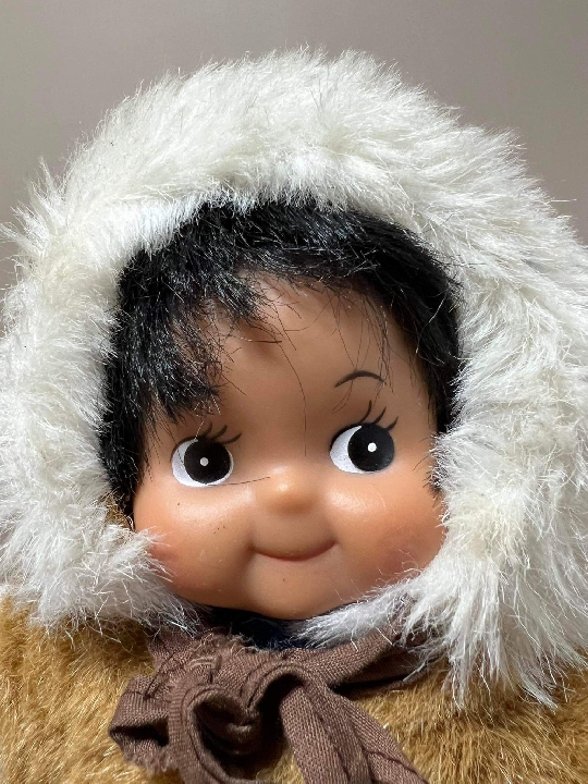 ตุ๊กตาหน้ายาง Vintage Northern Neighbors Kipmik Alaska Piquk Eskimo Doll 10" Inuit Girl EUC