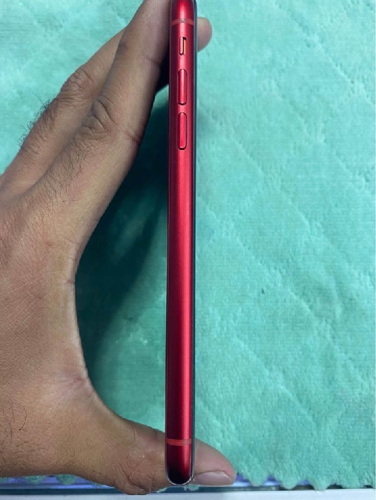 iPhone XR 64g สีแดง