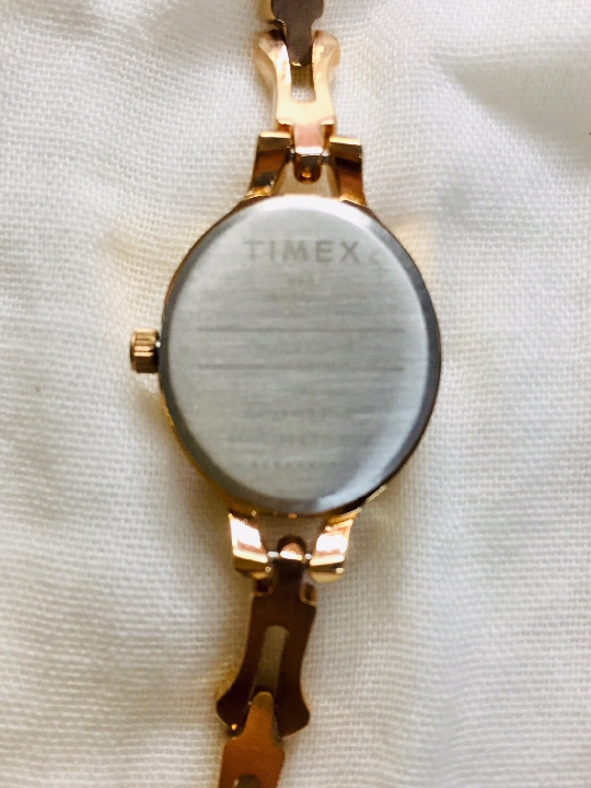 นาฬิกาข้อมือผู้หญิง Timex จากชอป ของแท้ 100%  นาฬิกา นาริกา นาฬิกาข้อมือหญิง เรือนทองหรูหรา