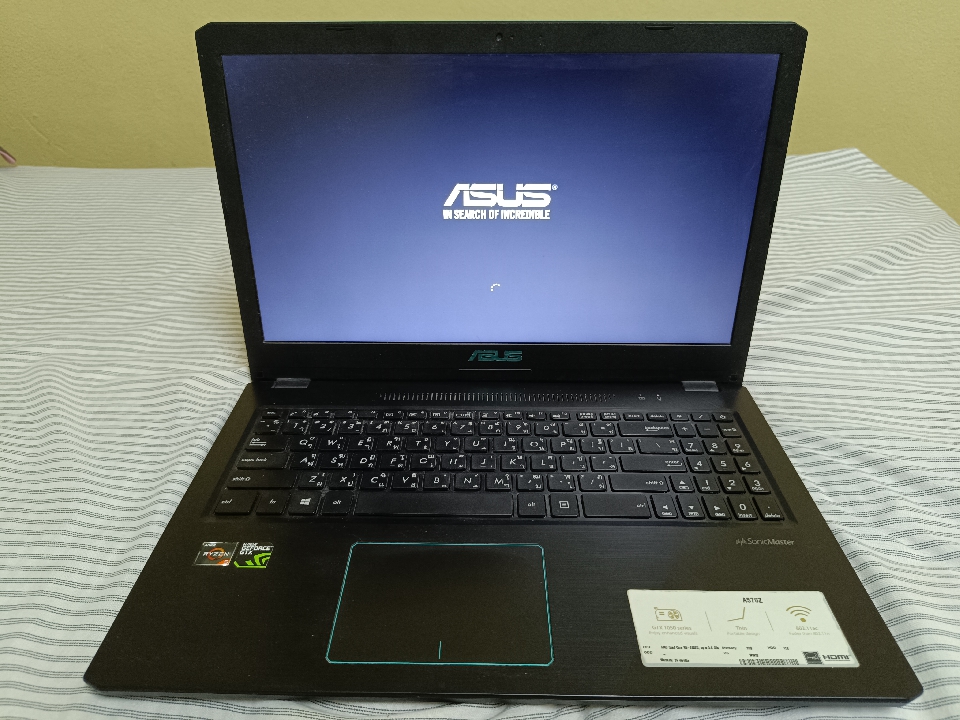 ASUS A570Z