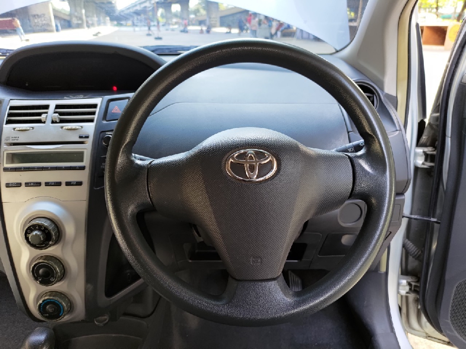 Toyota Yaris 1.5 J AT ปี 2009