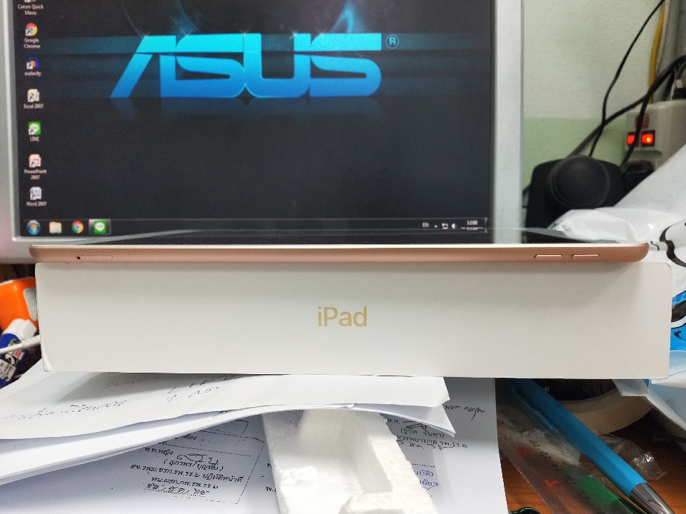 iPad gen7 32Gb สีชมพู WiFi และ Sim