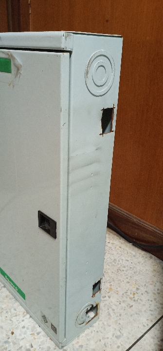 ตู้โหลดไฟ Schneider Q03-100EZ30G/SN 30 ช่อง 100A พร้อมลูกย่อยเต็ม