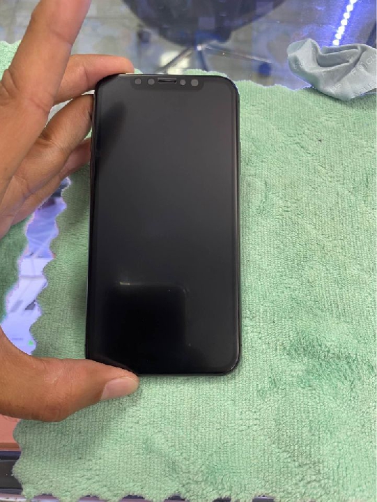 iPhone XS 64g สีดำ