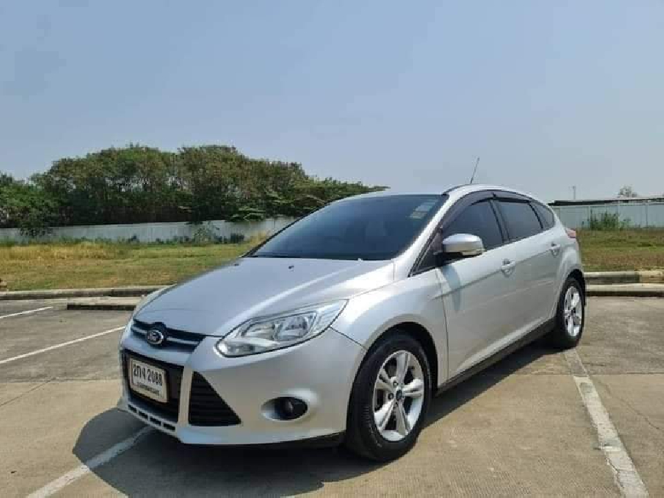 FORD FOCUS 1.6 TREND Hatchback AT. ปี 2013