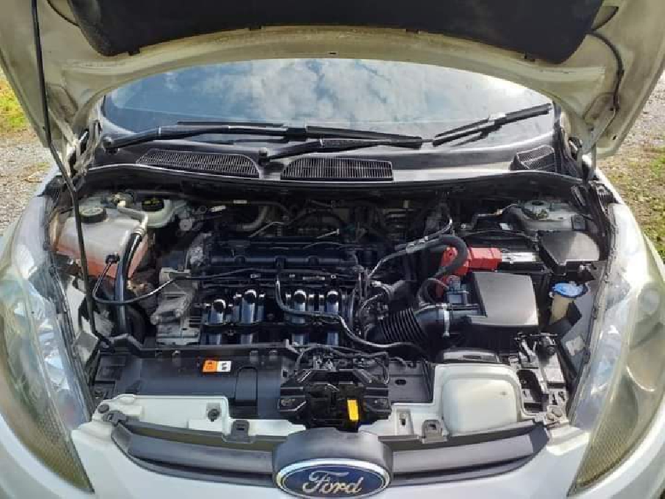 Ford Fiesta 1.6 hatchback 2011