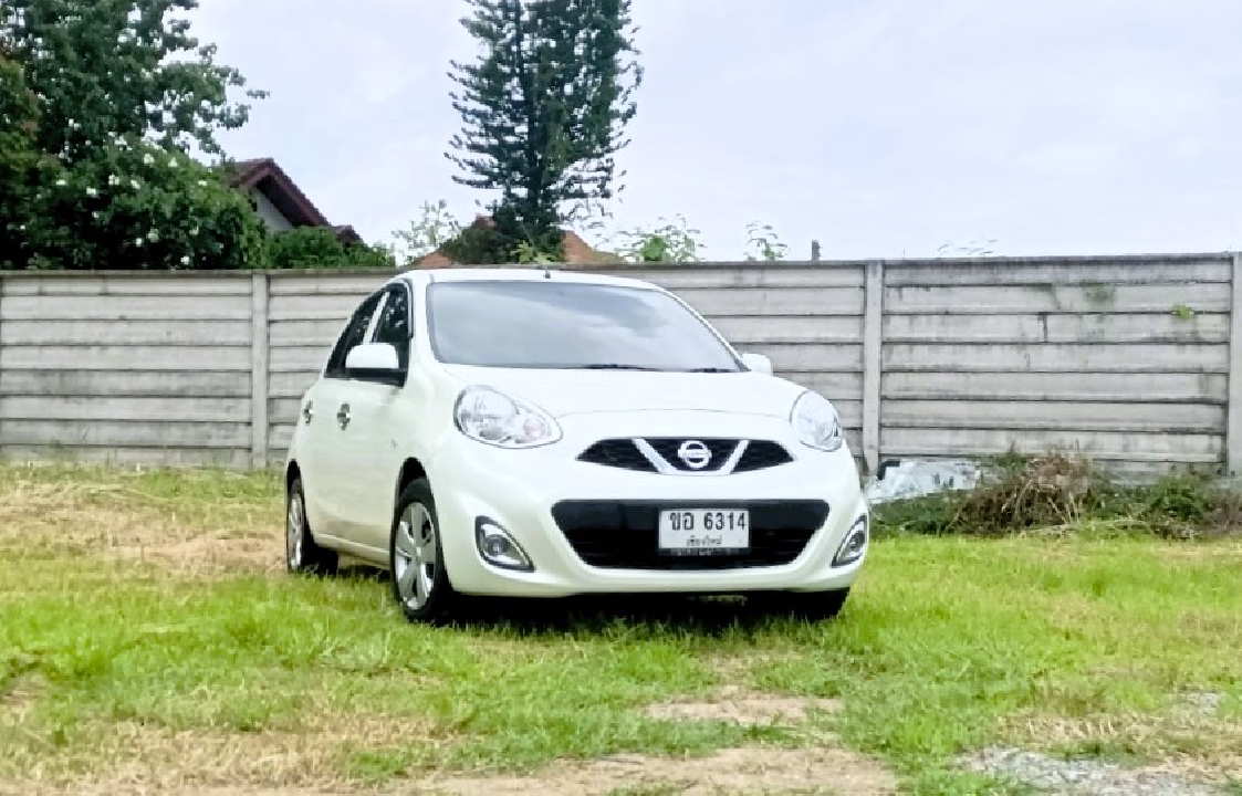 Nissan March 1.2 E AT 2015