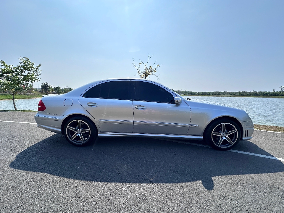 BENZ E-CLASS E200 KOMPRESSOR AVANTGARDE AT ปี  2003