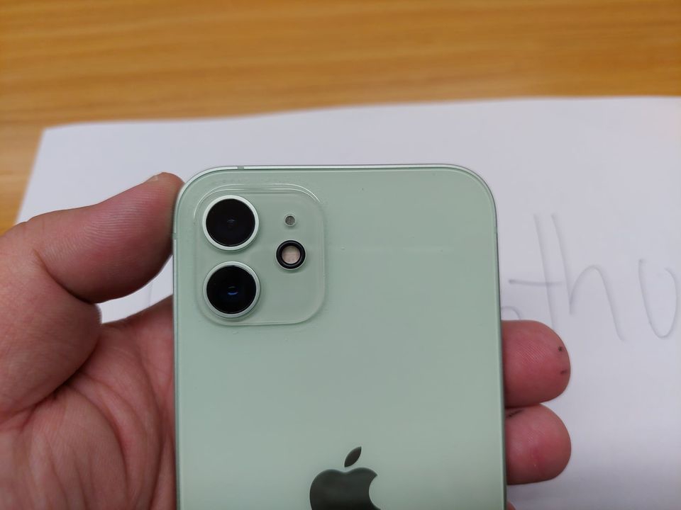iPhone 12 128GB สี green ครบกล่องครับ