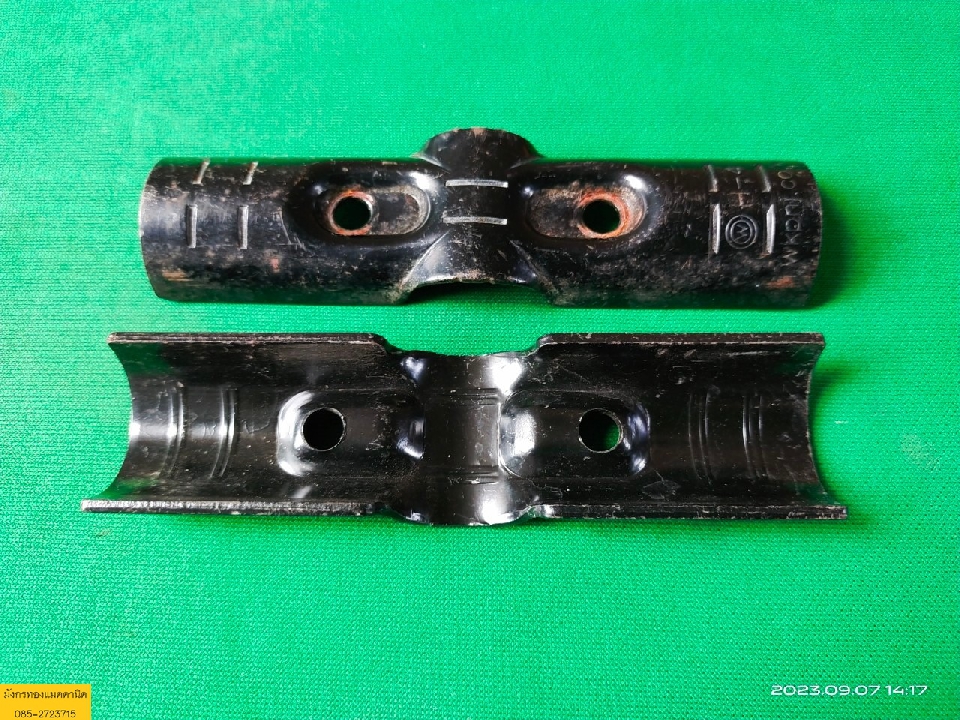 ข้อต่อเหล็ก สำหรับงานโครงสร้าง ขนาดท่อ 1 นิ้ว 1 หุน(27 มม.)ไม่ต้องเจาะท่อ แค่ใช้น็อตยึดค่ะ มีสนิมตาม