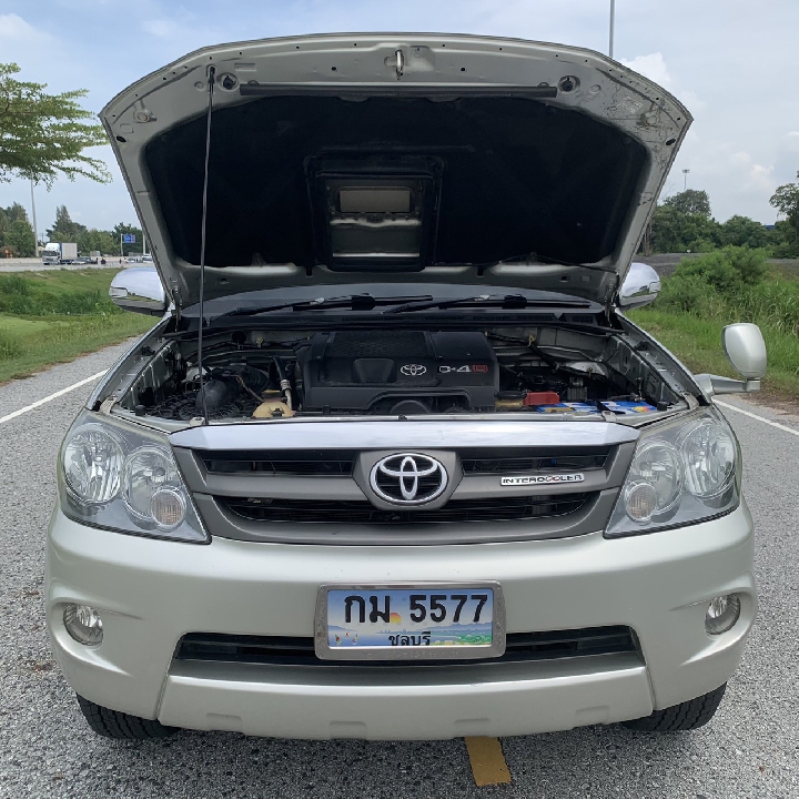 TOYOTA FORTUNER 3.0V เกียร์AUTO 4x4 2006