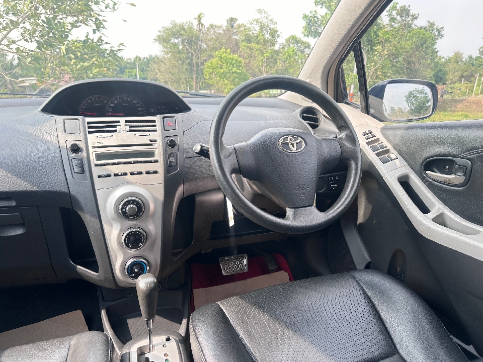 TOYOTA YARIS1.5 G AT ปี 2006