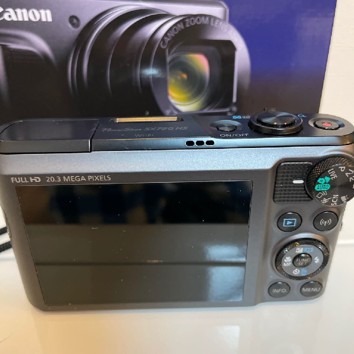 กล้อง  Canon SX720HS